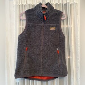 L.L. Bean Charcoal Fleece Vest with Red Accents Women’s M